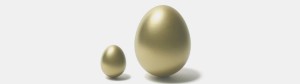 Большое и маленькое золотое яйцо