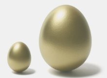 Два яйца с матовой позолотой